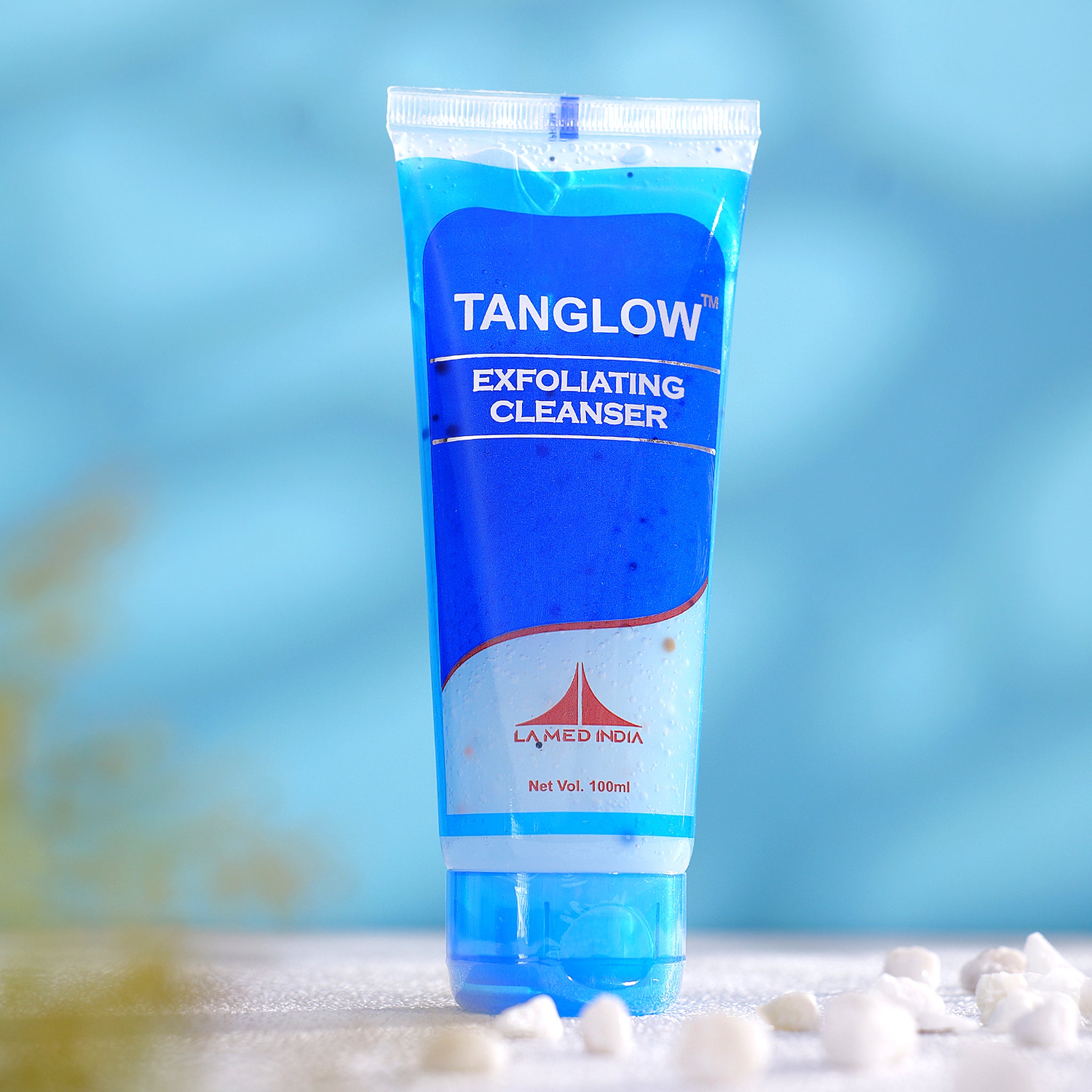TANGLOW EXFOLIATING FACE WASH